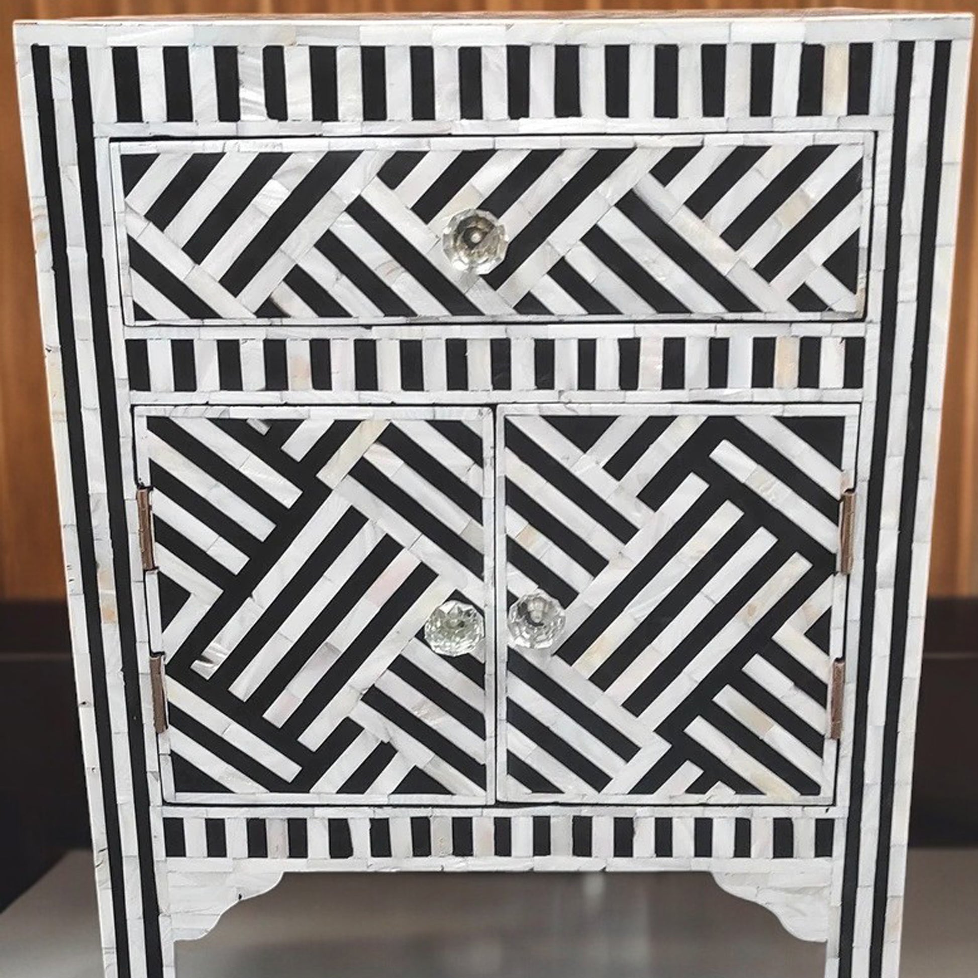 Handmade Mother Of Pearl Inlay Wooden Modern Strip Pattern Bedside/Sidetable/Nightstand with 1 Drawer and 2 Door Furniture with freeshipping