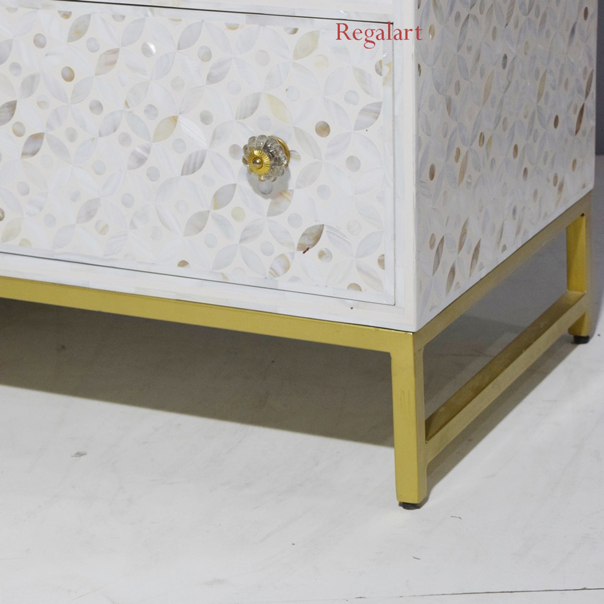 Mother of Pearl Inlay 6 Drawer Chest | Eye Cut Design Dresser